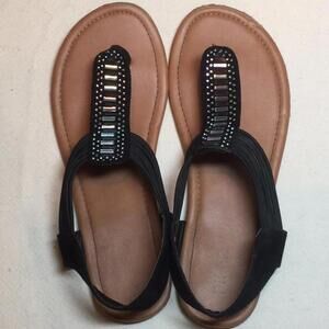 🍁Piper thong flat sandals size 5 shoes